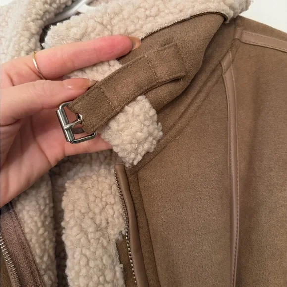 Tan Shearling Jacket - Picture 5 of 6